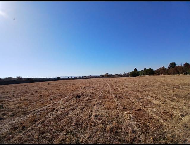 4,108M² VACANT LAND FOR SALE IN HENLEY ON KLIP